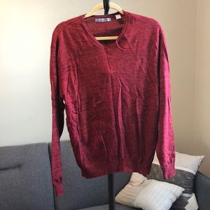 NEVER WORN MEN’S SWEATER
